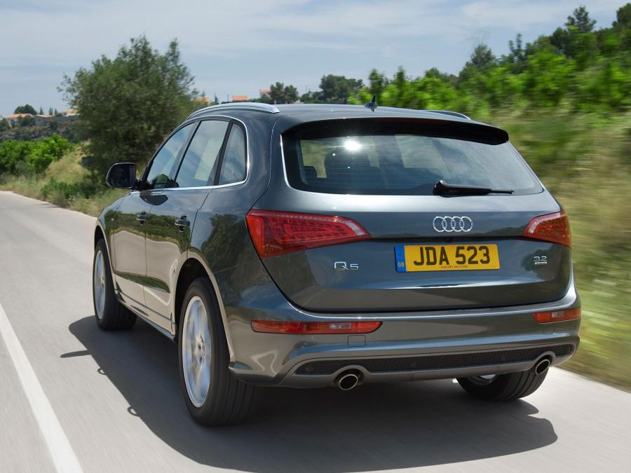  Audi Q5 3.2 Quattro S-Line (8R) 2009 года  (UK) (фото 5 из 6)